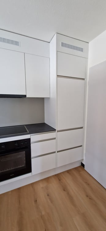 Teilsanierte, gemütliche 3-Zimmer-Wohnung nahe Dorfplatz 6