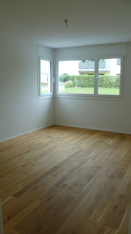 Grosszügige 4 1/2-Zimmerwohnung mit Gartensitzplatz 7