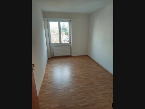 Grosszügige 3.5-Zimmerwohnung mit grossem Balkon in Bahnhofsnähe von Herzogenbuchsee 8