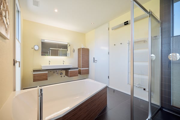 LUXURIÖSE ATTIKAWOHNUNG MIT STUDIO UND WEINKELLER 8