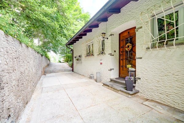 IDYLLISCHES EIGENHEIM IN GRENCHEN 11