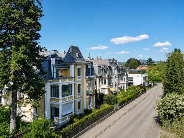 STILVOLLE MAISONETTEWOHNUNG MIT HISTORISCHEM CHARME 1