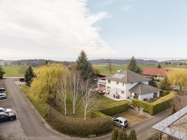 VILLA MIT GARTEN UND RAUM FÜR INDIVIDUALITÄT 11