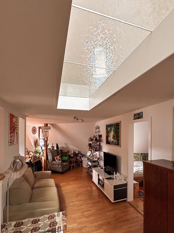 Charmante 3.5-Zimmer Dachwohnung auf zwei Etagen mitten in Bern 2