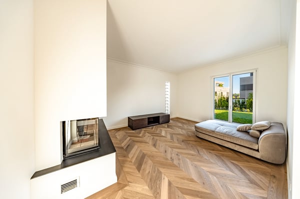 EXKLUSIVES WOHNJUWEL MIT STIL, ELEGANZ UND POOL 6