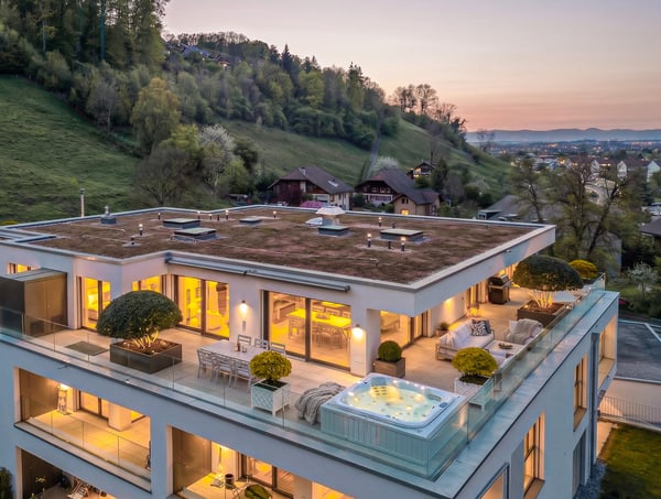 EXKLUSIVE ATTIKAWOHNUNG MIT LUXURIÖSEM AUSBAU 1