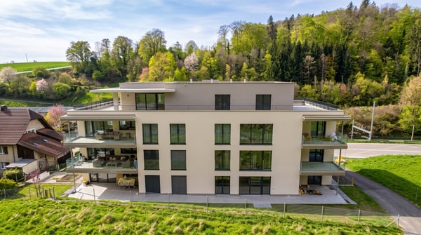 ATTIKAWOHNUNG MIT RIESIGER TERRASSE IN THÖRISHAUS 13
