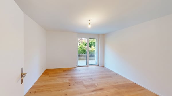ATTIKAWOHNUNG MIT RIESIGER TERRASSE IN THÖRISHAUS 8