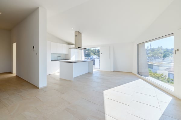 EXKLUSIVE LUXUS-ATTIKAWOHNUNG IM HERZEN VON BURGDORF 3