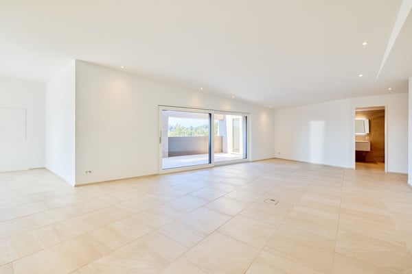 EXKLUSIVE LUXUS-ATTIKAWOHNUNG IM HERZEN VON BURGDORF 5