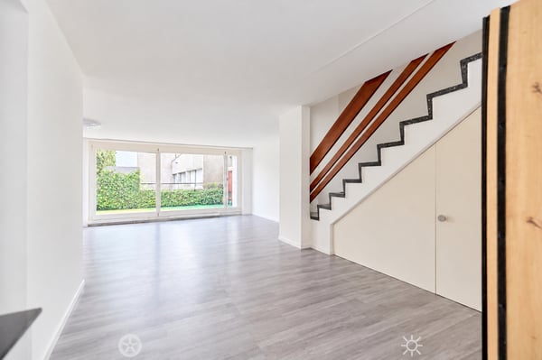 MAISONETTE-WOHNUNG IN BIEL MIT GROSSZÜGIGEM WOHNGEFÜHL 3
