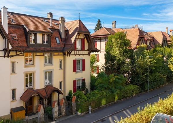 HISTORISCHES ALTBAUJUWEL - MEHRFAMILIENHAUS IM BERNER OBSTBERGQUARTIER 1