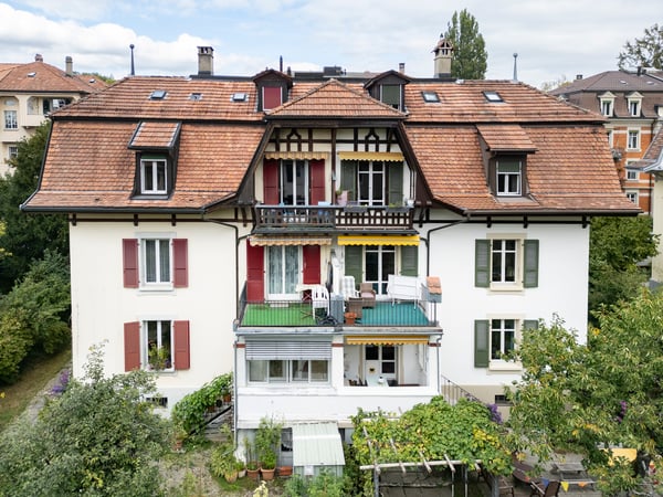 HISTORISCHES ALTBAUJUWEL - MEHRFAMILIENHAUS IM BERNER OBSTBERGQUARTIER 12