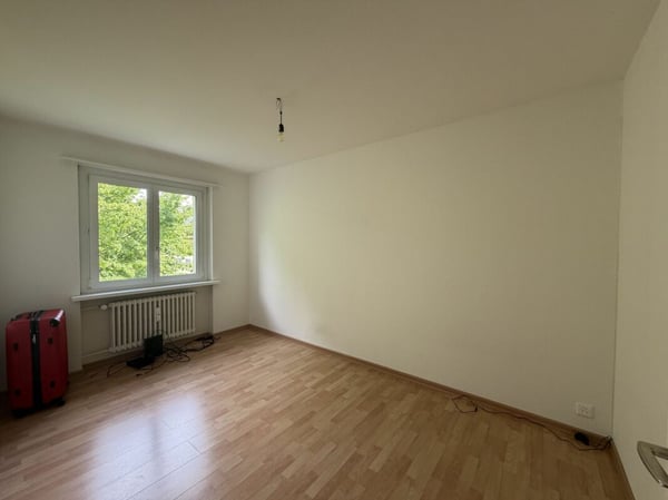 3.5-Zimmer-Wohnung mit Balkon und Aussenparkplatz 10