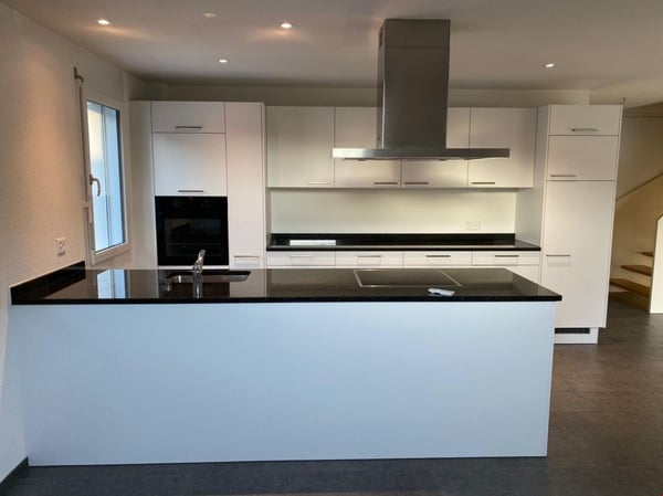 Moderne 4.5 Zi-Maisonette-Dachwohnung mit grossem Balkon 5