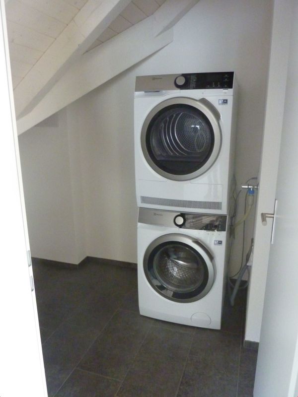 Moderne 4.5 Zi-Maisonette-Dachwohnung mit grossem Balkon