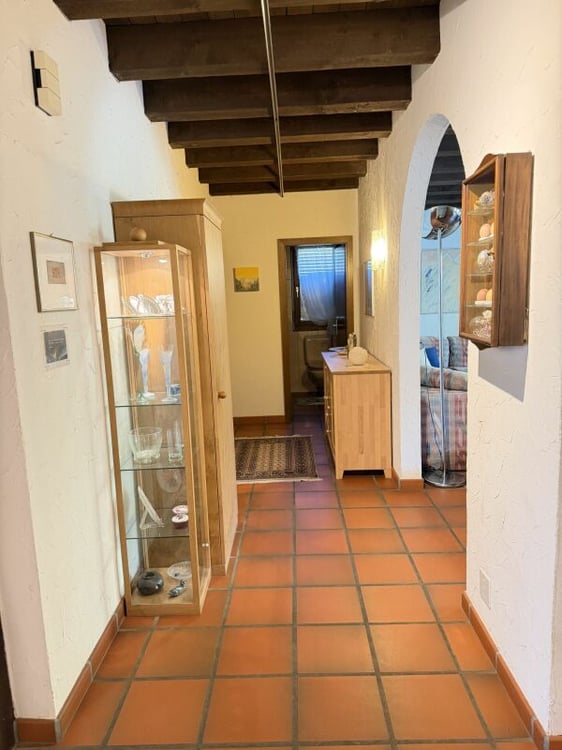 5.5-Zimmer-Doppeleinfamilienhaus mit Umschwung 25