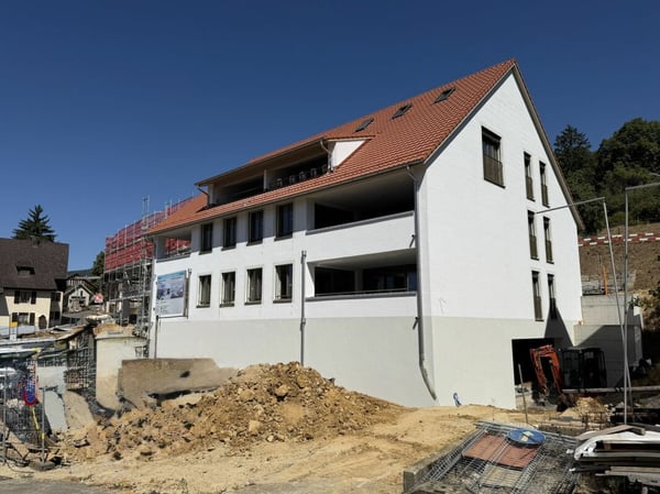 Neubau 3.5 Zimmer-Gartenwohnung mit Einstellhalle 2