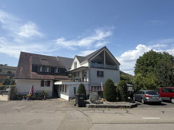 4.5 Zimmer-Maisonettewohnung inkl. PP 11