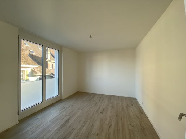 Modernes und helles Wohnen an zentraler Lage in Laufen 7