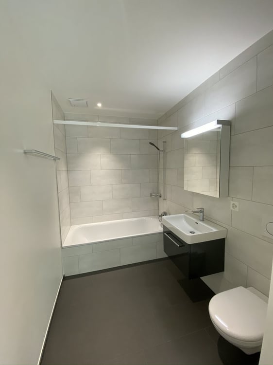 Modernes und helles Wohnen an zentraler Lage in Laufen 8