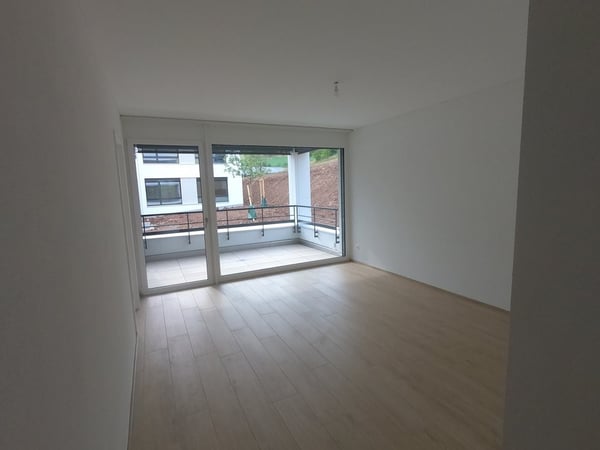 Grosszügige 2.5-Zimmer-Wohnung mit Loggia 7