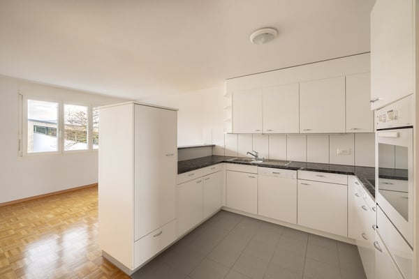 Zentrales Wohnen in der Gemeinde Suhr! 2