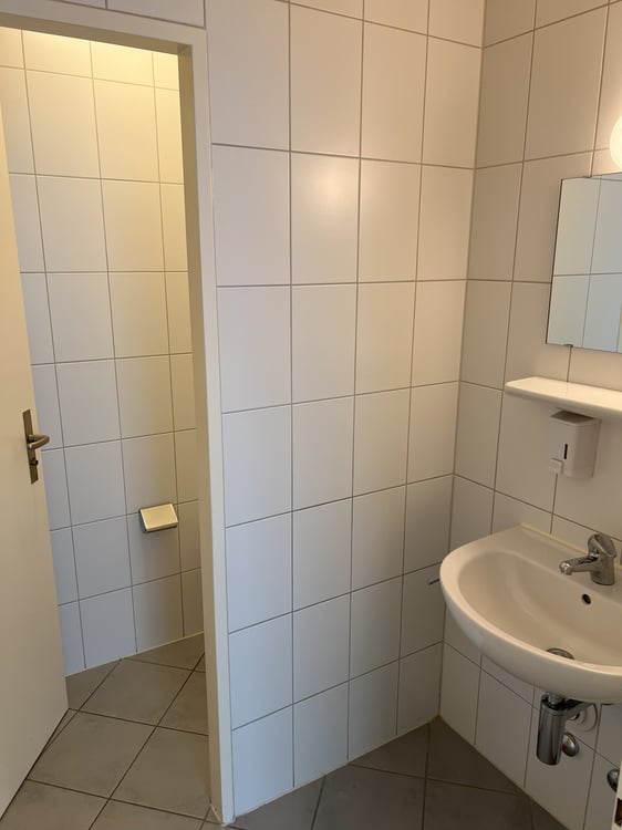 Helle Gewerberäumlichkeiten im Gundeli 6