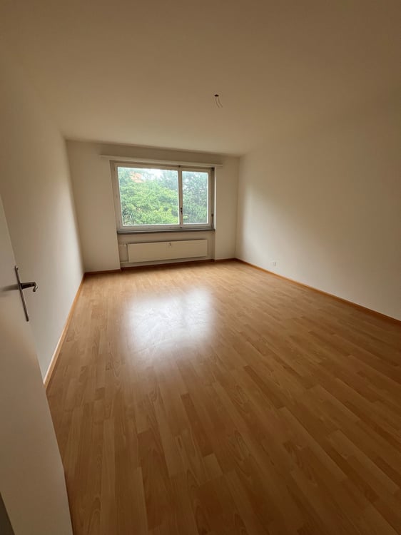 Gemütliche 3.5-Zimmer-Wohnung im Iselin-Quartier 7