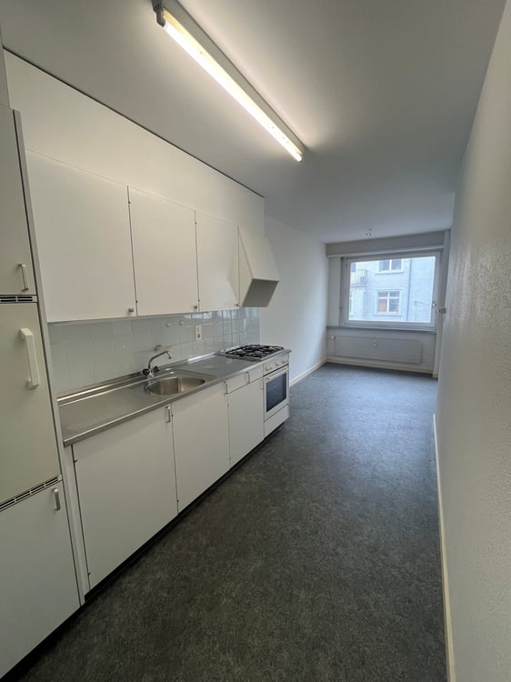 Gemütliche 3.5-Zimmer-Wohnung im Iselin-Quartier 2