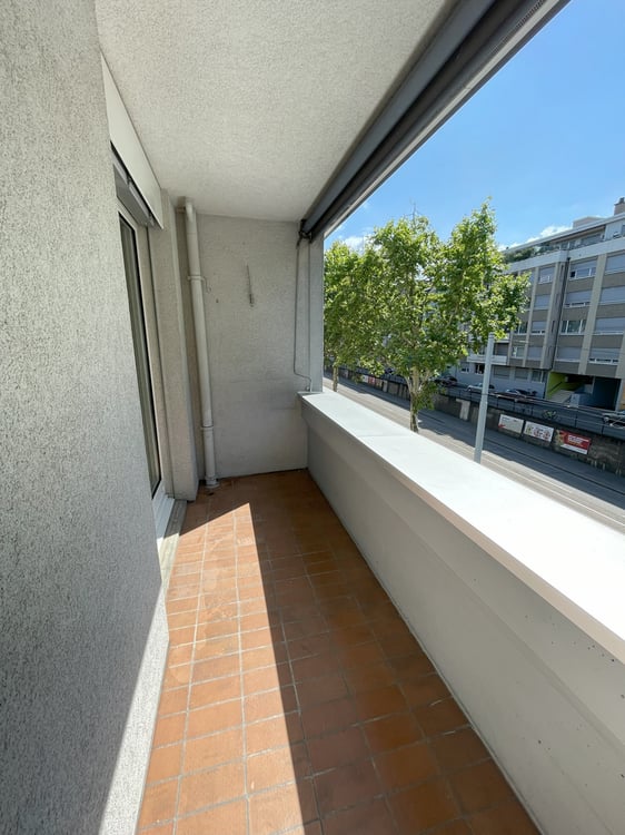 2.5-Zimmerwohnung im beliebten Iselin-Quartier 7