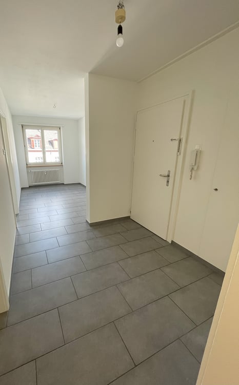 2.5-Zimmerwohnung im beliebten Iselin-Quartier 5