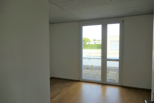 ATTIKAWOHNUNG MIT LOGGIA UND GROSSER TERRASSE 6