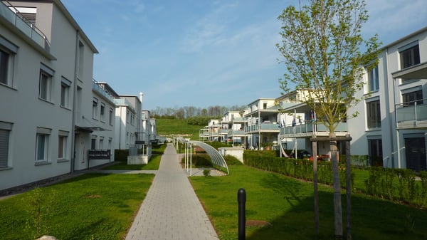 Moderne 3.5-Zimmer-Attikawohnung mit Terrasse in Kemptthal 1