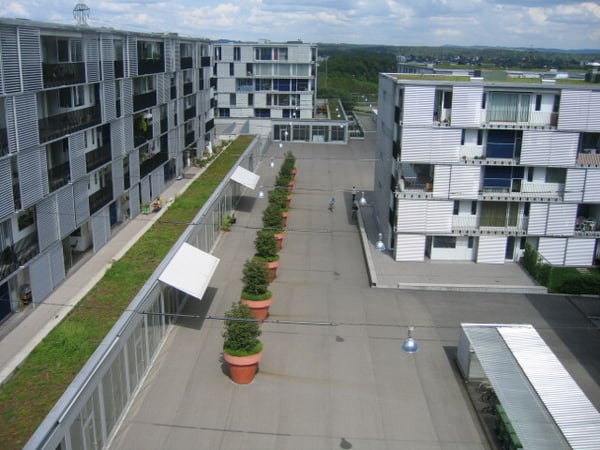 Grosszügige 2.5-Zimmer-Wohnung in Zürich-Seebach 7