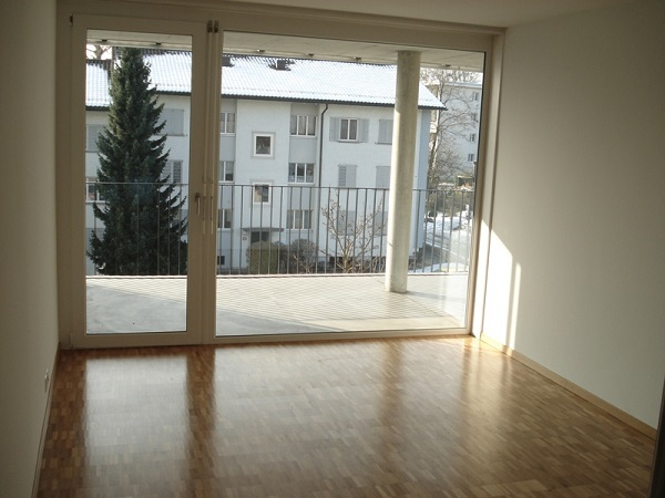 Grosszügige 2.5-Zimmer-Wohnung in Zürich-Seebach 5