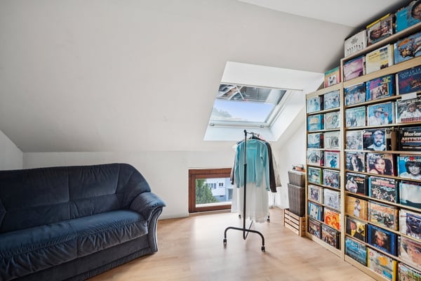5.5-Zimmer-Eigentumswohnung im Dachgeschoss mit Aussicht 12