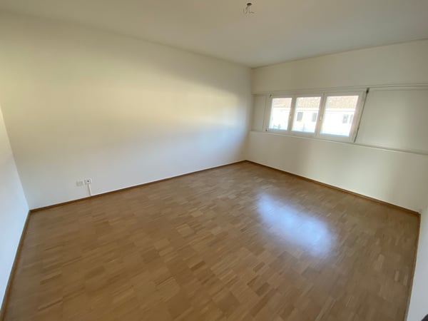 3.5-Zimmerwohnung an zentraler Lager 5