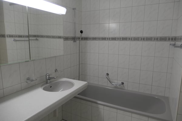 WOHNUNG AN RUHIGER LAGE 4