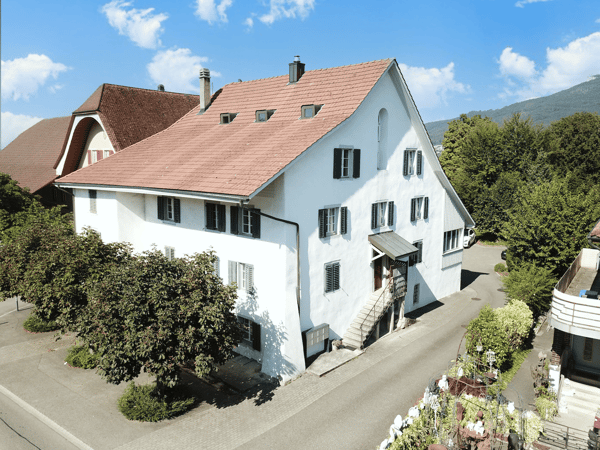 Vollvermietetes Mehrfamilienhaus mit 8 Wohnungen – Ideal für Kapitalanleger! 1