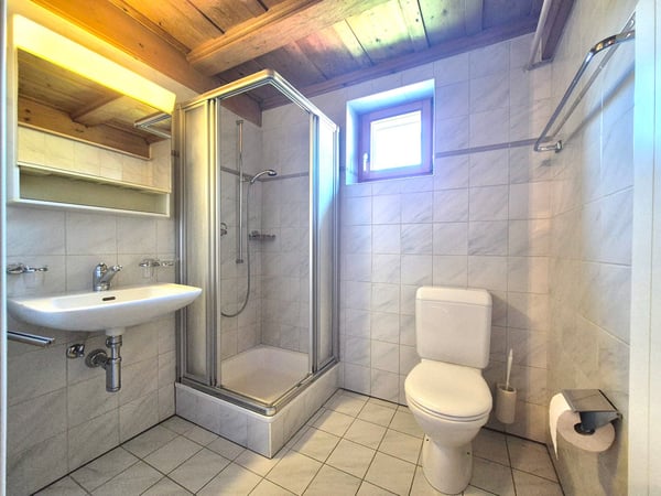 Geschichtsträchtiges Bauernhaus mit Ausbaupotenzial 9