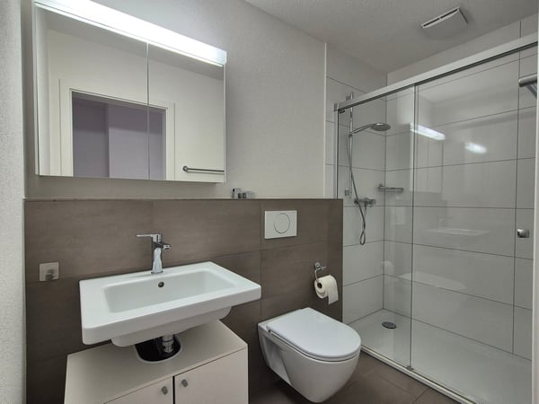 Moderne, Familienfreundliche 5.5 Zimmer Wohnung mit grossem Balkon 7
