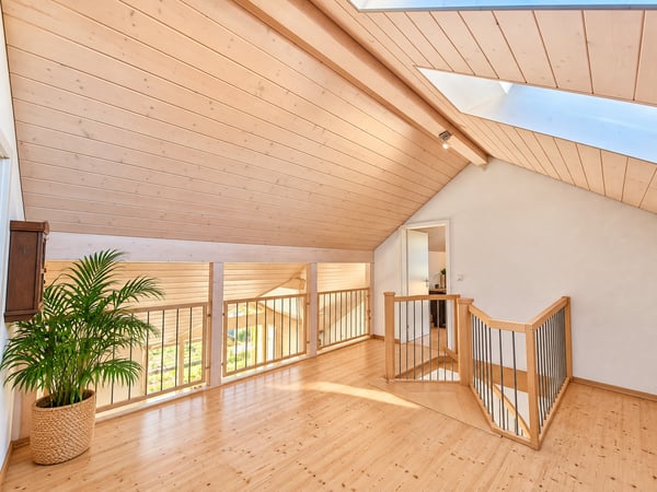 Stilvolle 5.5-Zimmer-Maisonette-Wohnung mit Weitsicht in Walkringen 10