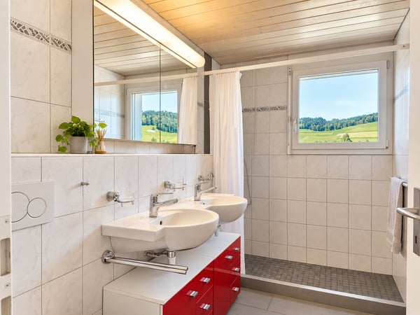 Stilvolle 5.5-Zimmer-Maisonette-Wohnung mit Weitsicht in Walkringen 8