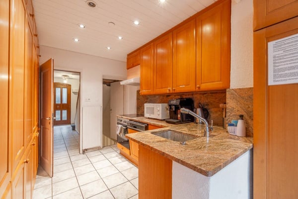 CHARMANTE RENDITEPERLE IN BADEN 9