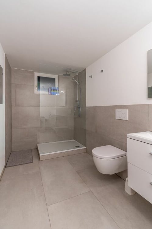 Exklusives, vollumfänglich saniertes Zweifamilienhaus in Wila - Ihr neues Zuhause oder lukratives Renditeobjekt 5