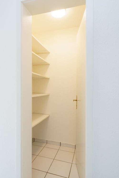 Charmante 4.5-Zimmer-Wohnung mit Balkon in Binningen 8