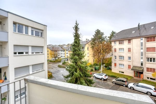Charmante 4-Zimmer-Wohnung mit Balkon in Allschwil 6