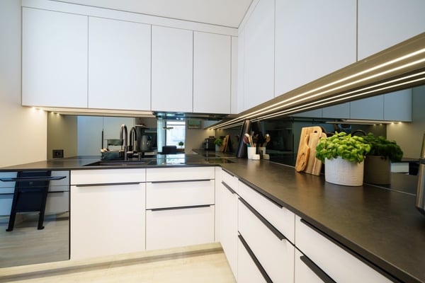 Wo Exklusivität auf Lebensqualität trifft - Einzigartige und edle 1-Zimmer-Attikawohnung in Basel 3