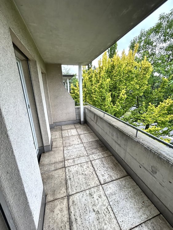 Charmante 3.5-Zimmer-Maisonette-Wohnung mit Balkon 7